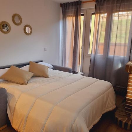 Maile Apartamentos Потес Экстерьер фото