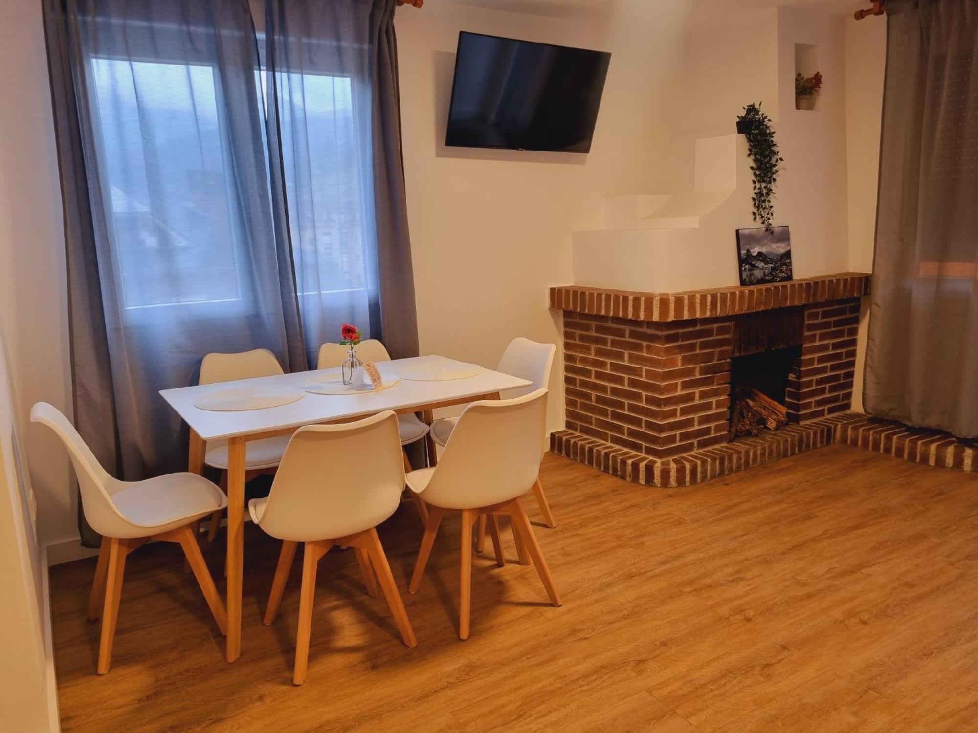 Maile Apartamentos Потес Экстерьер фото