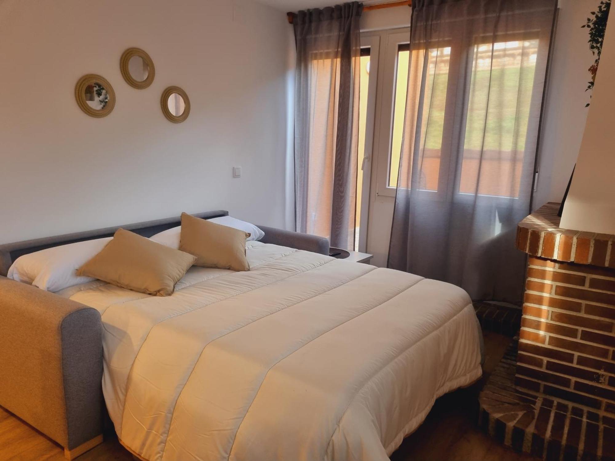 Maile Apartamentos Потес Экстерьер фото