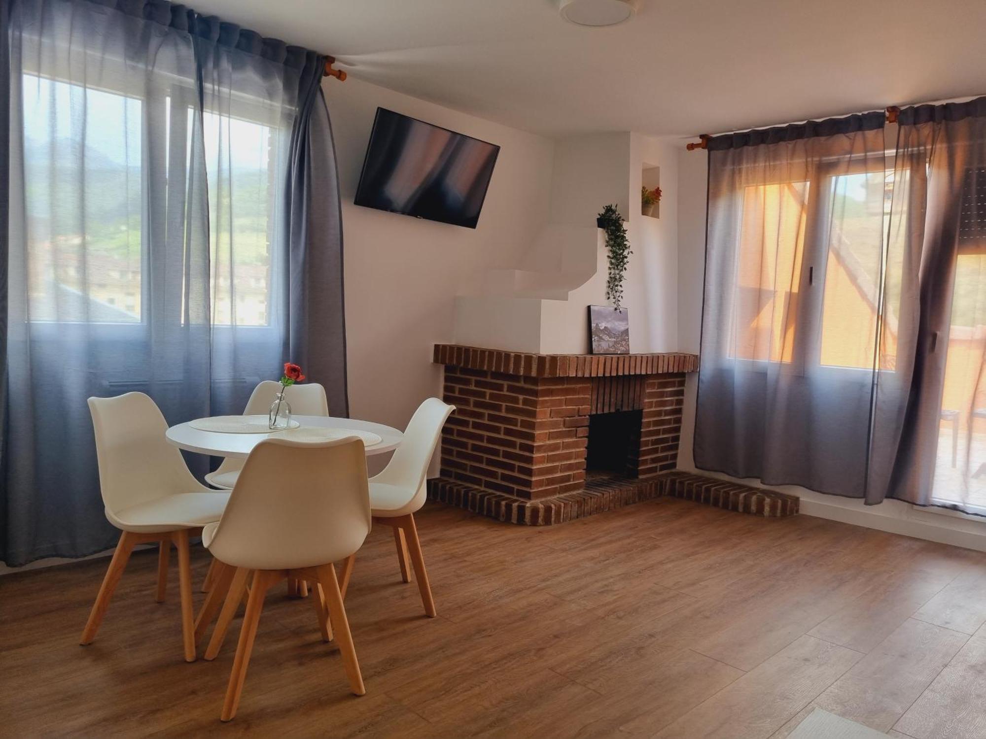 Maile Apartamentos Потес Номер фото